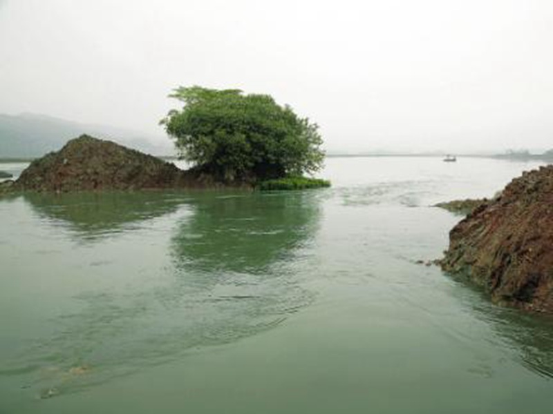改善太湖湖水水質(zhì)，盡可能減少灰霾的污染